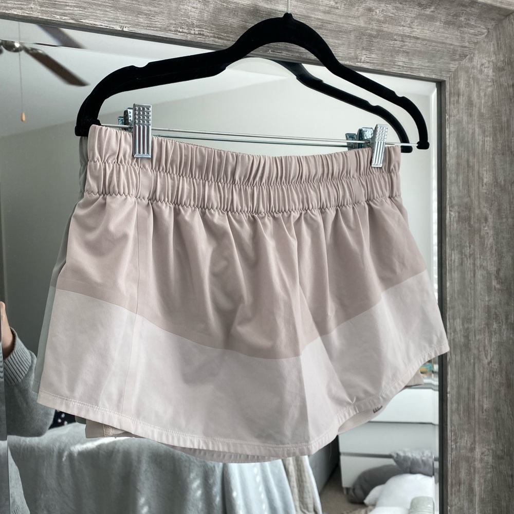Lululemon tennis skirt - size 8